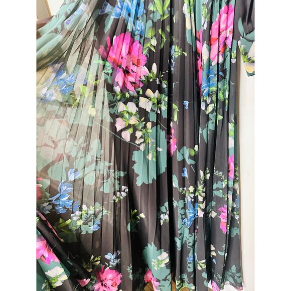 BADGLEY MISCHKA Black Green Floral Long Sleeve V-Neck Pleated Gown Size 4 - Picture 12 of 12